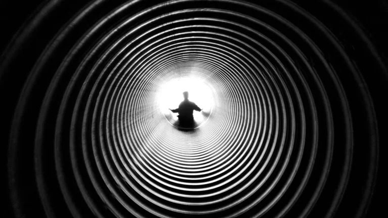 Tinnitus Causes, Triggers & Easy Ways to Find Relief